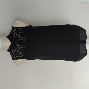 H&M Black Sleeveless Button Down